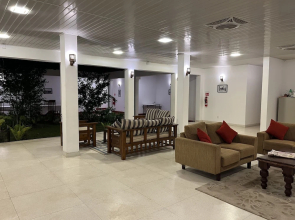 Siloonaa Garden Villa
