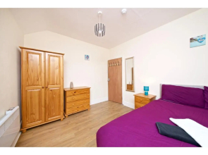 Liverpool City Stays - Economy room - Close to City Centre AA