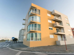 Best Houses 09 - Peniche Steps from The Beach