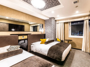 Apa Hotel ＆ Resort Midosuji Hommachi Eki Tower