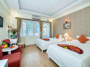 Palm Beach Hotel