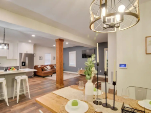 Walk to Lititz Springs Park: Dtwn Apt!