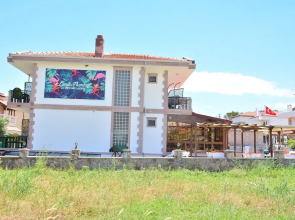 Cunda Flamingo Otel