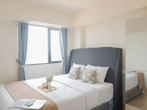 Spacious And Comfy 2Br With Extra Room Apartment At Meikarta
