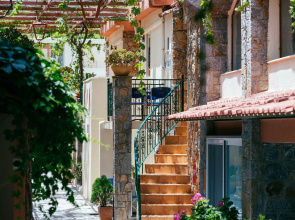 Ammoudara Beach Hotel & Apartments