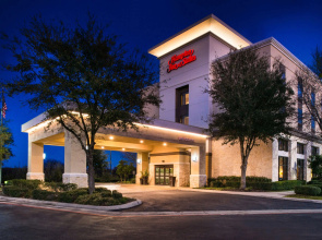 Hampton Inn & Suites Schertz