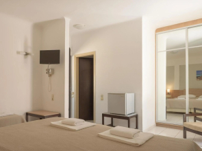 Sergios Hotel