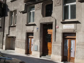 Spacious 2 Bedroom Apartment With Nice Terrace