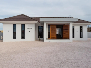 Brand New Immaculate 3-bed Villa in Grote Berg