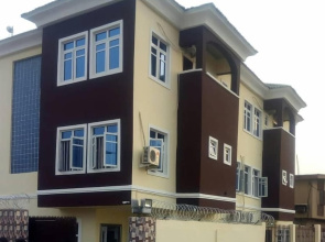 Fara Hotel & Suite