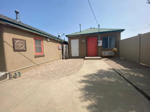 Lamplighter Lodge