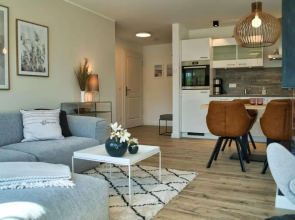 Alte Fischfabrik Lauterbach FeWo Nr 19 Balkon, Hafennähe