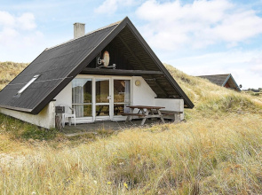 Quaint Holiday Home With Naturalistic Views in Ringkøbing