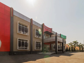 RedDoorz Resort Premium @ Sangkan Hurip Kuningan