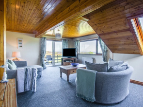 Modern Holiday Home in Moelfre Near Beach