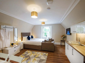 Rosedene Highland House - King Studio Apartment 5