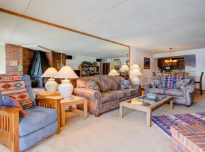 207 Point Dillon 2 Bedrooms 2 Bathrooms Condo