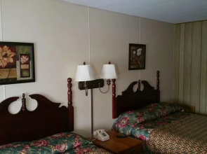 Shamrock Motel
