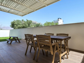 Melony Apartment