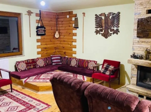 Villa 80 Kodra e Diellit