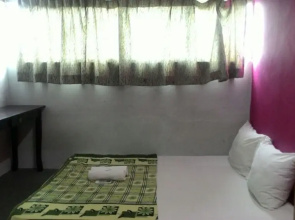 SPOT ON 90138 Hotel Elwarda Klcity