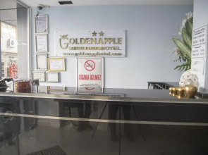 Golden Apple Otel