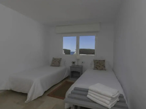 Frontline Duplex With Paradisiacal Views