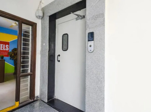 FabHotel ANS Cyber Castle HiTech City
