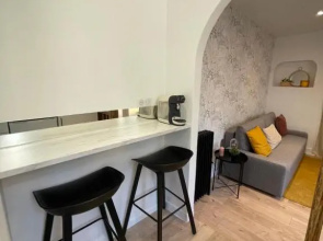 Magnifique Studio Cosy avec Terrasse en Centre-Ville