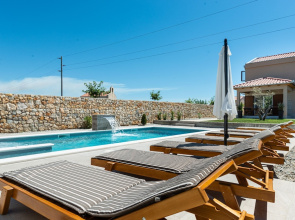 Villa Rea 4 With Heated Pool