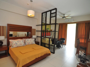 Pico De Loro Cove Condominium 2Br 01