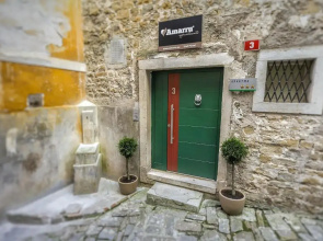 Amarru Apartments