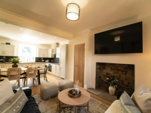 Foundry Farm House