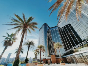 YOHO Treasure Island Hotel