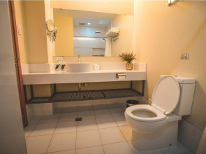 Henia Hotel