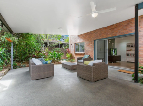 Beach House On Pearl