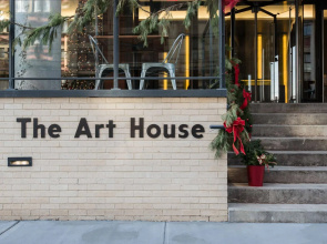 Dharma Home Suites at the Arts District