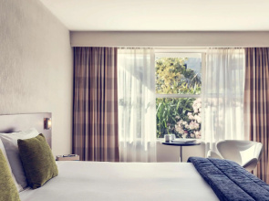 Mercure Queenstown Resort