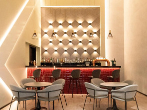 Отель ibis Al Rigga