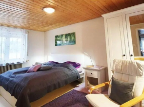 Gemuetliche-und-moderne-3-Zimmer-Ferienwohnung-mit-grosser-Terrasse-stadtnah