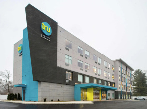 Tru by Hilton Elkhart, IN