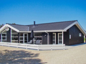 "Aiko" - 900m from the sea in NW Jutland