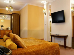 Hotel Aleksander