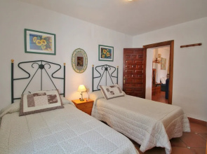 1004 Villa Jeromo