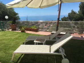 Tra Sole E Mare