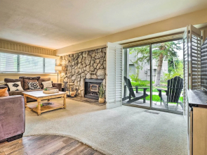 Hot Tub Access: Mammoth Lakes Nature Escape!