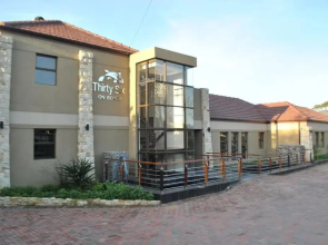 36 on Bonza Boutique Guest House