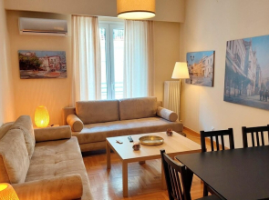 Grand Apartment In Parliament Square