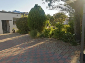 Lala Poa Guest House