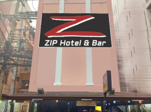 Zip Lounge & Apartments